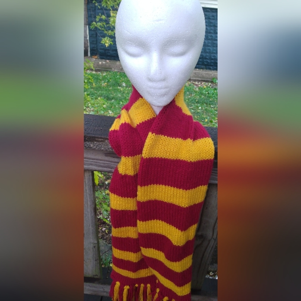 Harry Potter Griffindor house hand knitted scarf